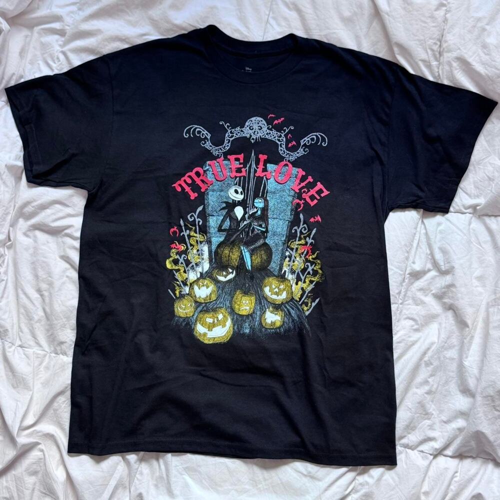 Nightmare‎ before christmas black graphic tee sz L true love romantic gothic